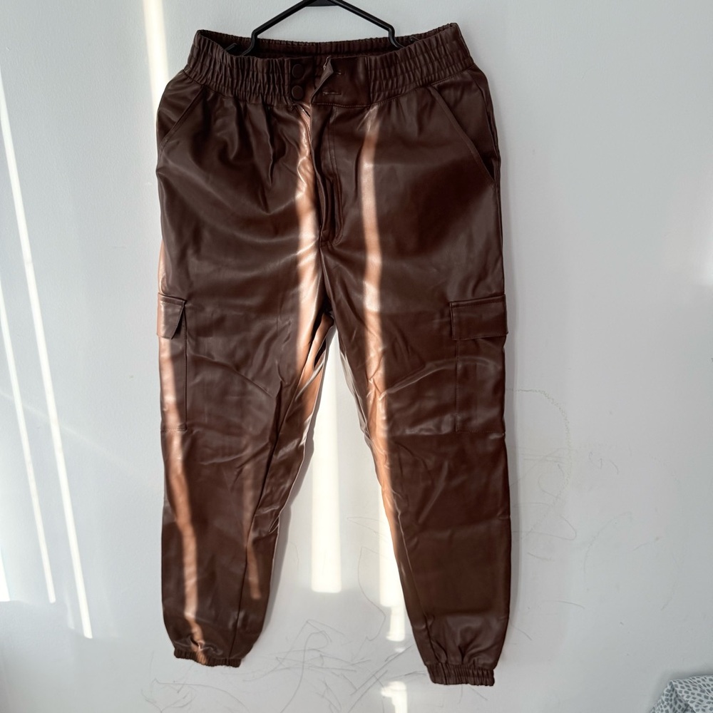 Womens's Brown Cargo Pants